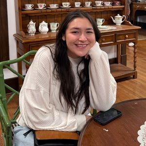 Meet your Posher, Vanessa